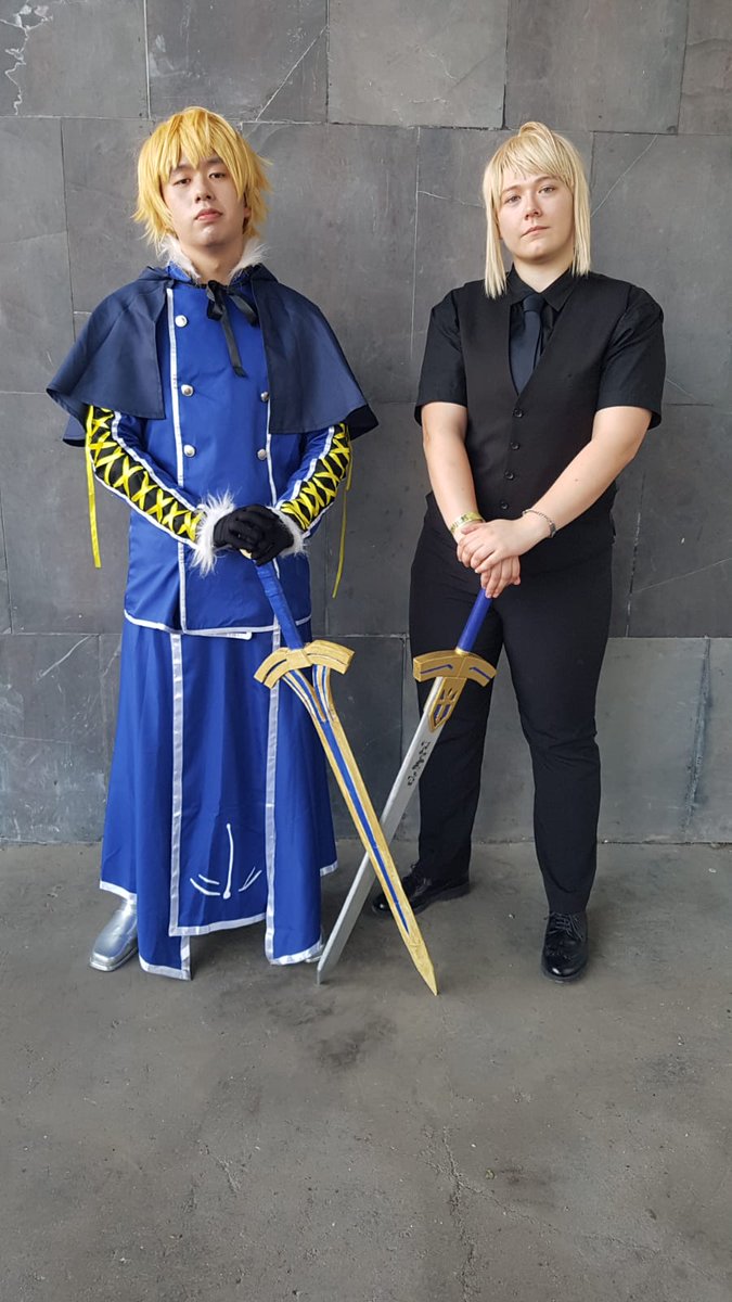 KaichiZick95's tweet photo. Me encantó muchísimo que nos sacaran una foto de las dos Excalibur cruzadas, de mis favoritas!

Arturia: @kuma_avenger
Arthur: me

#JapanWeekendMadrid #japanweekend #fate #fatego #fategocosplay #arthurpendragon #arturiapendragon #saberclass #saber #excalibur https://t.co/SviMXr7eG7
