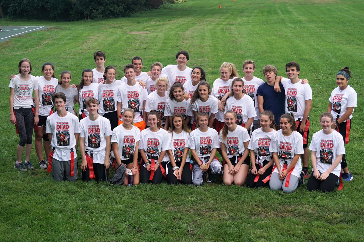 BigblueXC_TF's tweet photo. Swampscott XC take over the #therunningdead #zombie5k #salemMa https://t.co/WztW8QY6FP