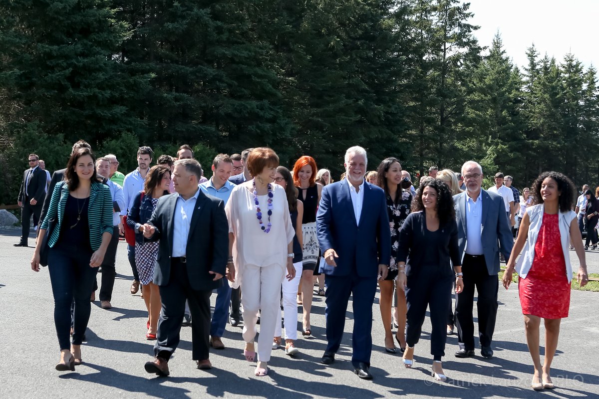 Demain, les bureaux de vote ouvriront.
Chaque voix compte. Votre voix est importante.

J’ai confiance en nous.
Je suis fier de notre nation, de notre langue, de notre culture unique, de notre rayonnement.

Allons plus loin ensemble ➤ clic.plq.org/vote
#PLQ #Qc2018 #PolQc