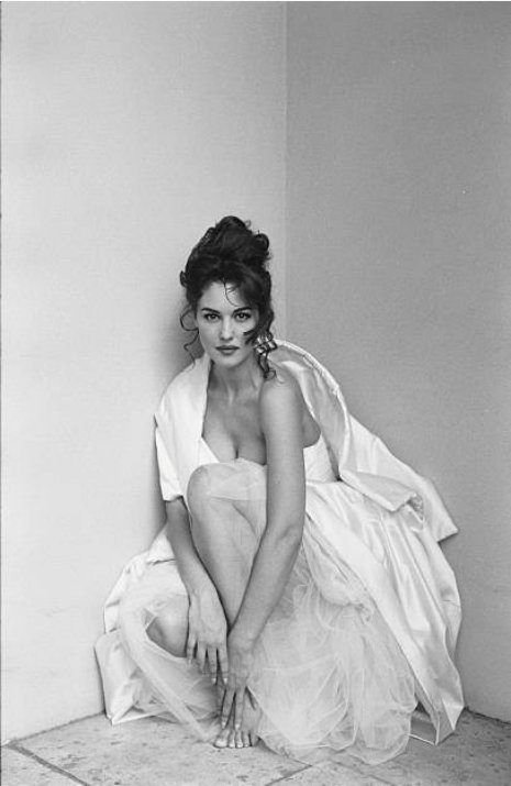 Happy birthday Monica Bellucci Photo: Andrea Blanch, 1996 