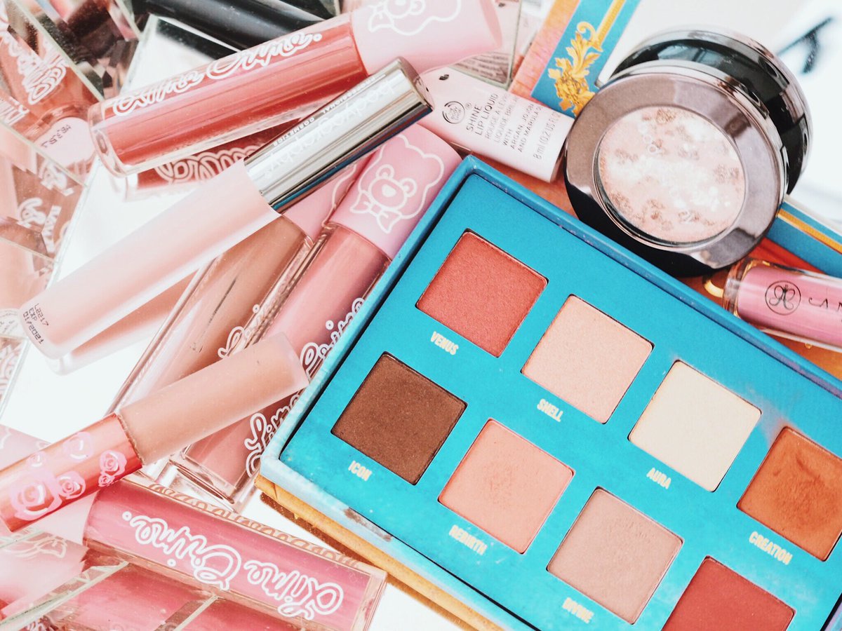 mrandmrsfeelgd's tweet photo. New Post Up! ... ”The Truth About Carmine” , go check whats colouring your processed foods and cosmetics. Hint: it’s got more than 4 legs! 
https://t.co/lLlGpbOYXt

#veganmakeup #veganbeauty #GoVegan #crueltyfree #vegansoftwitter #Vegan #veganlifestyle #howtobevegan #vegantips https://t.co/sB8IuSL4C6