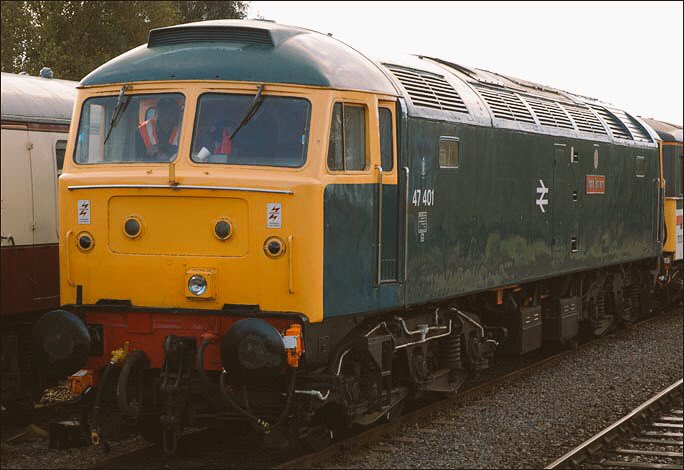 CicelyTmd's tweet photo. 30/09/18 47401 North Eastern project
Bit confused ๐ค when she was blue she had Red bufferbeam, in LLB she has a black bufferbeam ๐
Do I paint the bufferbeam black? ๐ฎ
#ViTrains #DuffsRule #CicelyBridgeMotivePower #DCCsound
(Photos thanks G00gle + others) https://t.co/9FrcB0kLVz