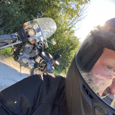 cjliles22's tweet photo. #NewProfilePic https://t.co/1EHhR2jAef