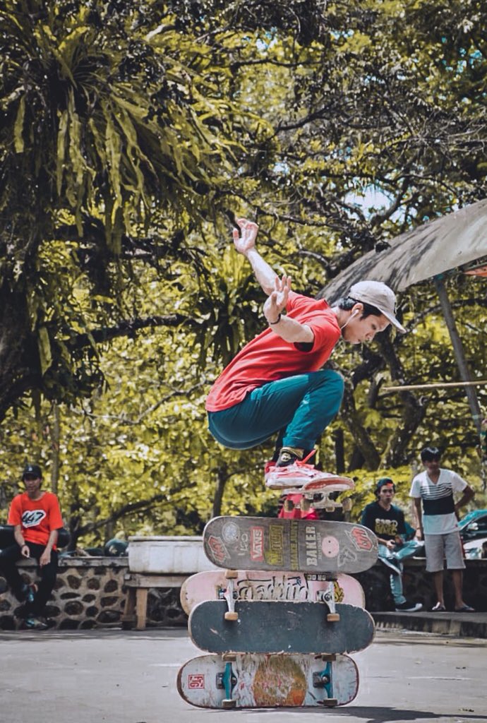 enda_ferdana's tweet image. ☄️ waktunya masih muda
#soroako #projam #skatecompetition #aaj #2018