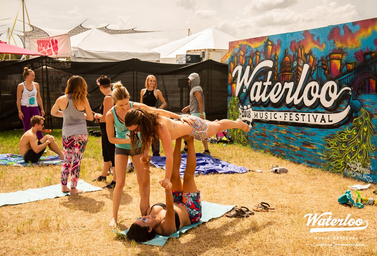 waterloomusfest's tweet photo. Were you able to catch an acroyoga session at Waterloo Fest? ✌ https://t.co/AyY3ic7a17