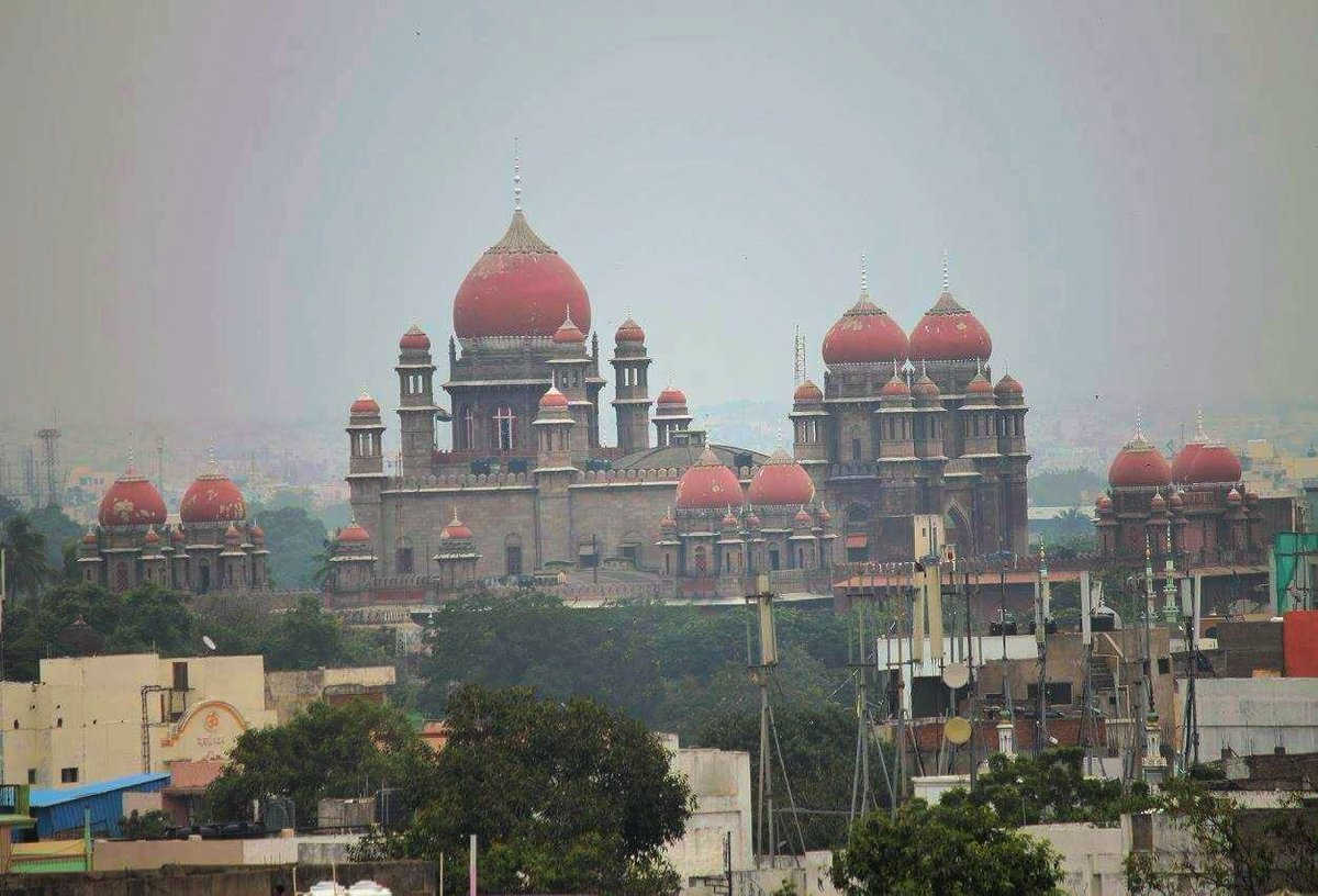 visualstoriez's tweet photo. High court of Hyderabad!! (Shot during #interfaithwalk at Hussaini Alam)
#architecture #architecturephotography #Hyderabad https://t.co/aaYuoooeUk
