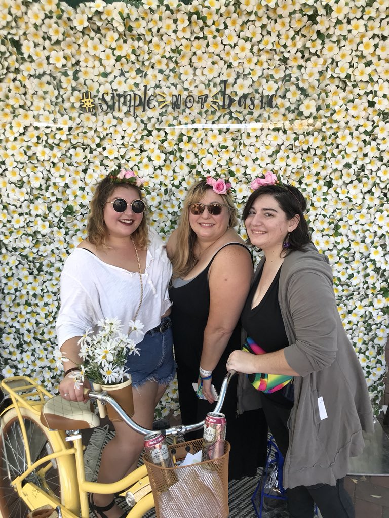 lovelymegs_'s tweet image. #simplenotbasic