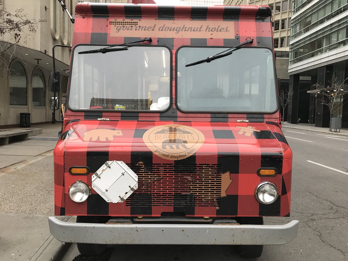 ema_marketing's tweet photo. It’s cold outside, must increase calories intake. Why not sample Calgary’s finest gourmet doughnut holes?! When in Rome...
#GoMedia2018 #bearballs #culinaryadventures #localhospitality #calgaryfoodtrucks #lettheshowbegin https://t.co/9PmpKlNcnQ