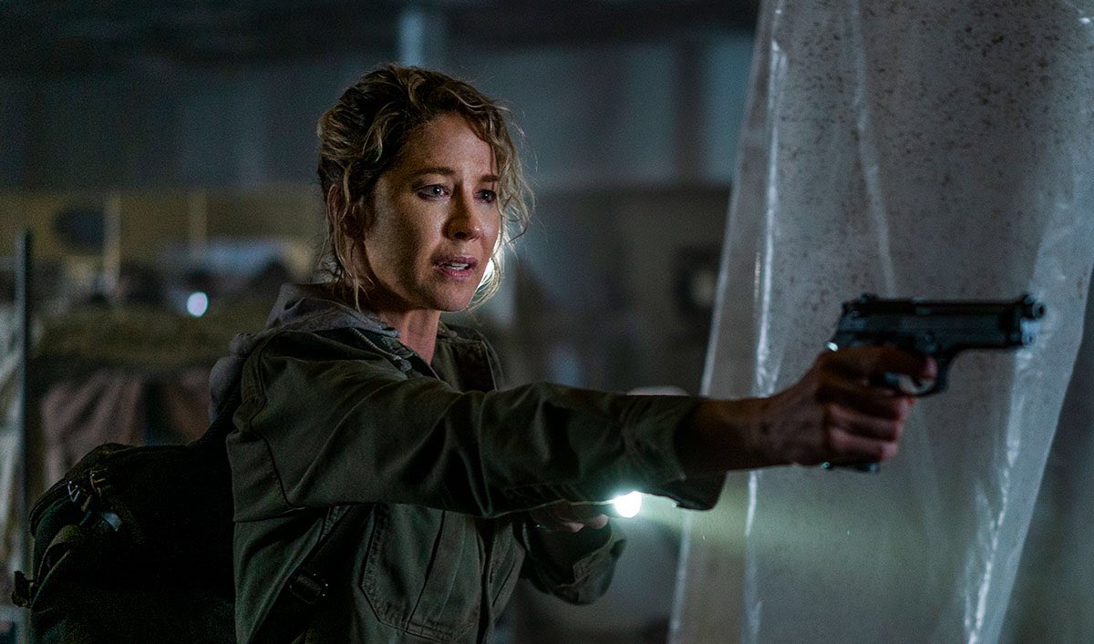 Happy Birthday to the lovely Jenna Elfman! 