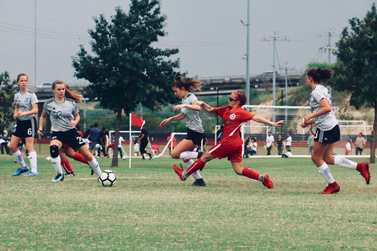 heyjay_kee's tweet photo. Analiese (Leecy) Cruz 06G competing up into the 05G age group as a Forward yesterday against FC Westlake 05G. She came away with 1 goal and 1 assist to help the team win the match 4-0. @sacitysc #alwaysonattack #06G #SACITYproud #05GRed #U13 #U14 https://t.co/2lJtpEeXAk