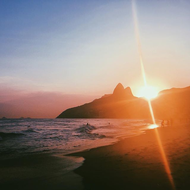 CFPotter17's tweet photo. Goodbye Rio. You’ll forever be in my heart ❤️ https://t.co/vz8R42cwoc https://t.co/HCufGzF9kr
