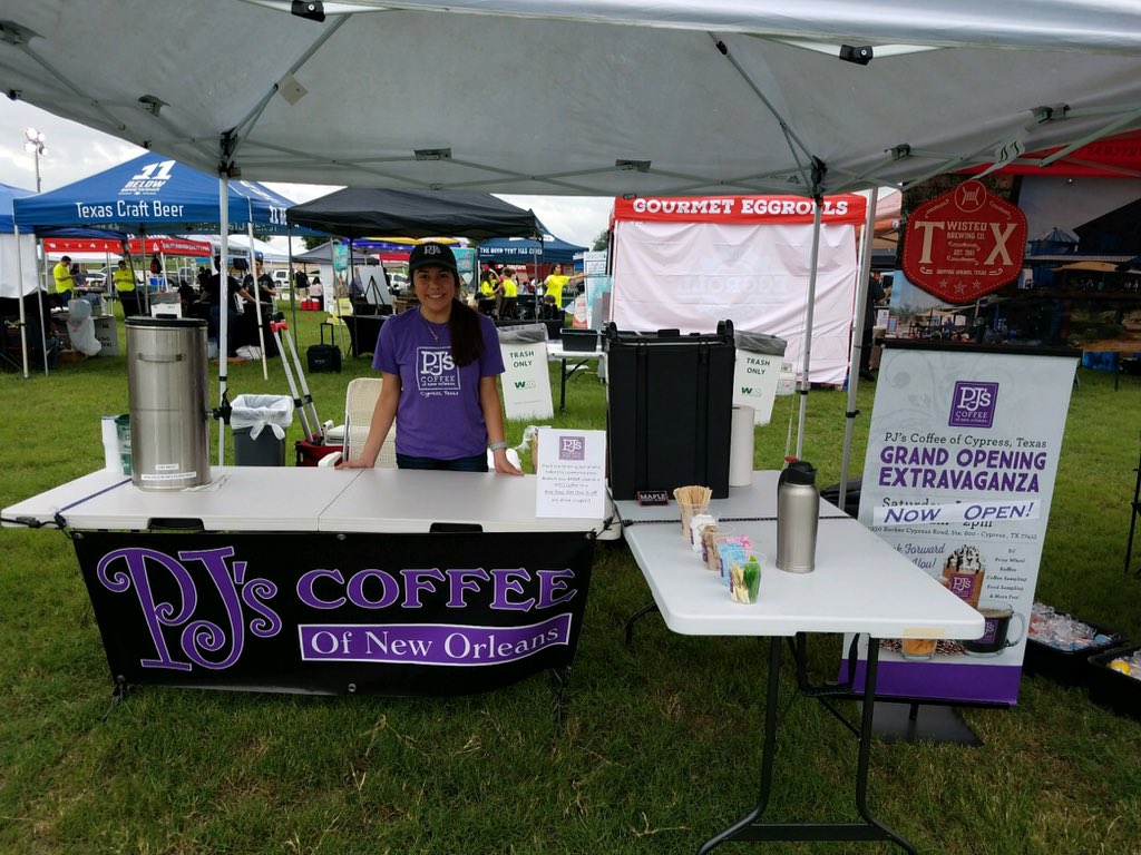 JanePrice12's tweet image. #pjscoffee so glad the rain was over for Taste of CyFair! Great turnout-thanks Ariana for working the event!