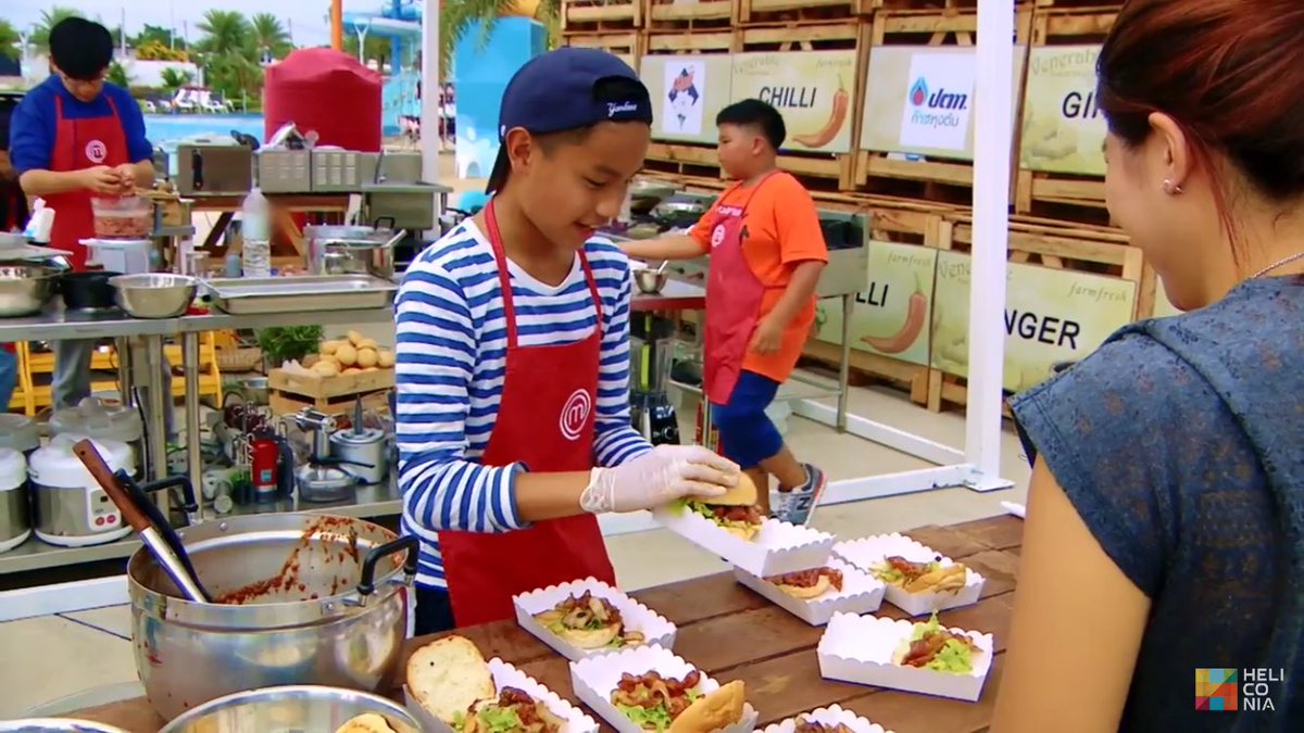 NNutsupa's tweet photo. #masterchefjuniorthailand ช่วง พ่อค้าแซ่บ https://t.co/71UgkEAblJ
