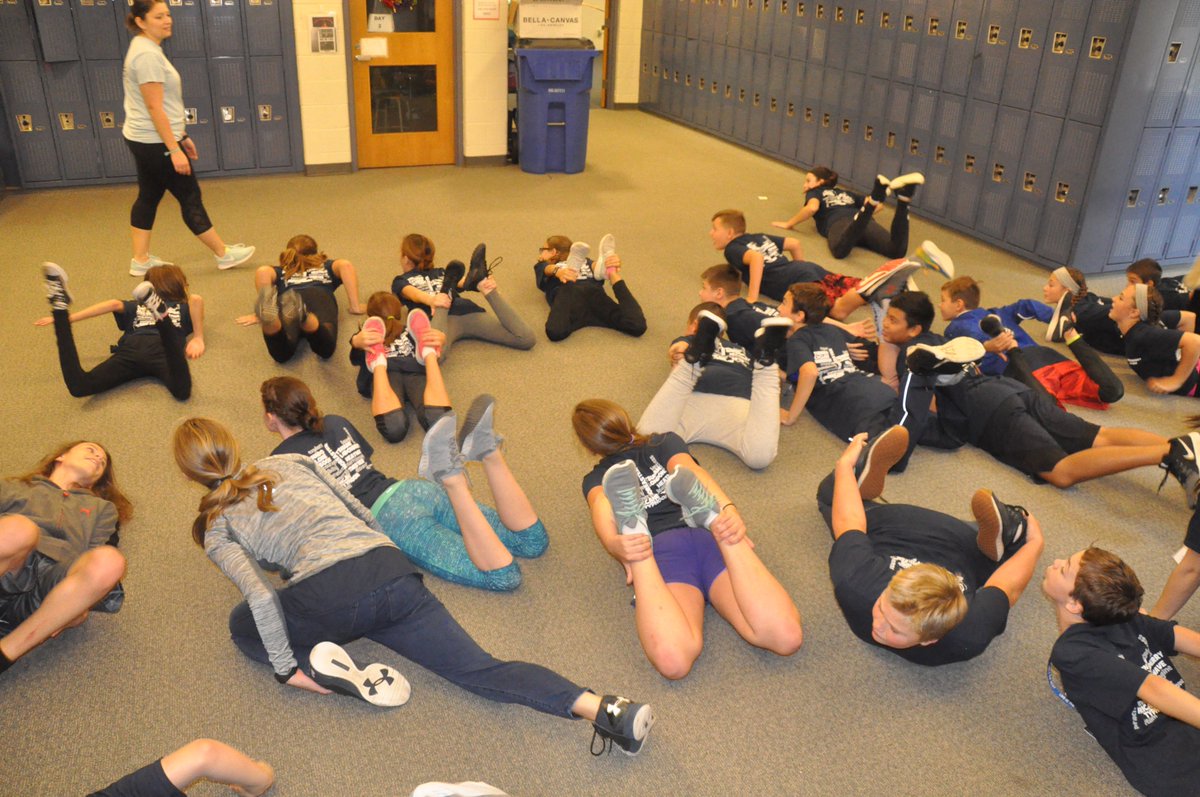 lms_cyclones's tweet photo. Better late than never...Here are a few Wellness Day phots. The @lms_cyclones had a wonderful day. Thanks to the Wellness Committee and all of the volunteers who made it happen. #BECyclone #Cycd4Fun #Cycd4Welness https://t.co/a7b0ianb9u