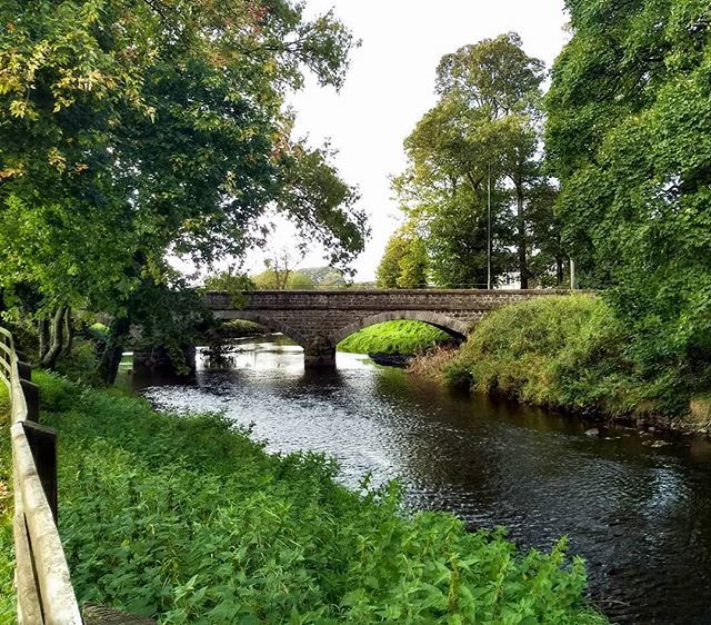 jgracemarkham's tweet photo. Had a lovely walk around the town we've camped in tonight. Beautiful old churches, bridges and nature 🍁🍃😍🌈🍀
.
.
.
.
.
#northernireland #bridge #nature #afternoonwalk #naturewalk #wanderer #glt #homeforthenight #homeiswhereyouparkit #vanlife #vanlifediaries #vanners #vand… https://t.co/M33trkpYN5