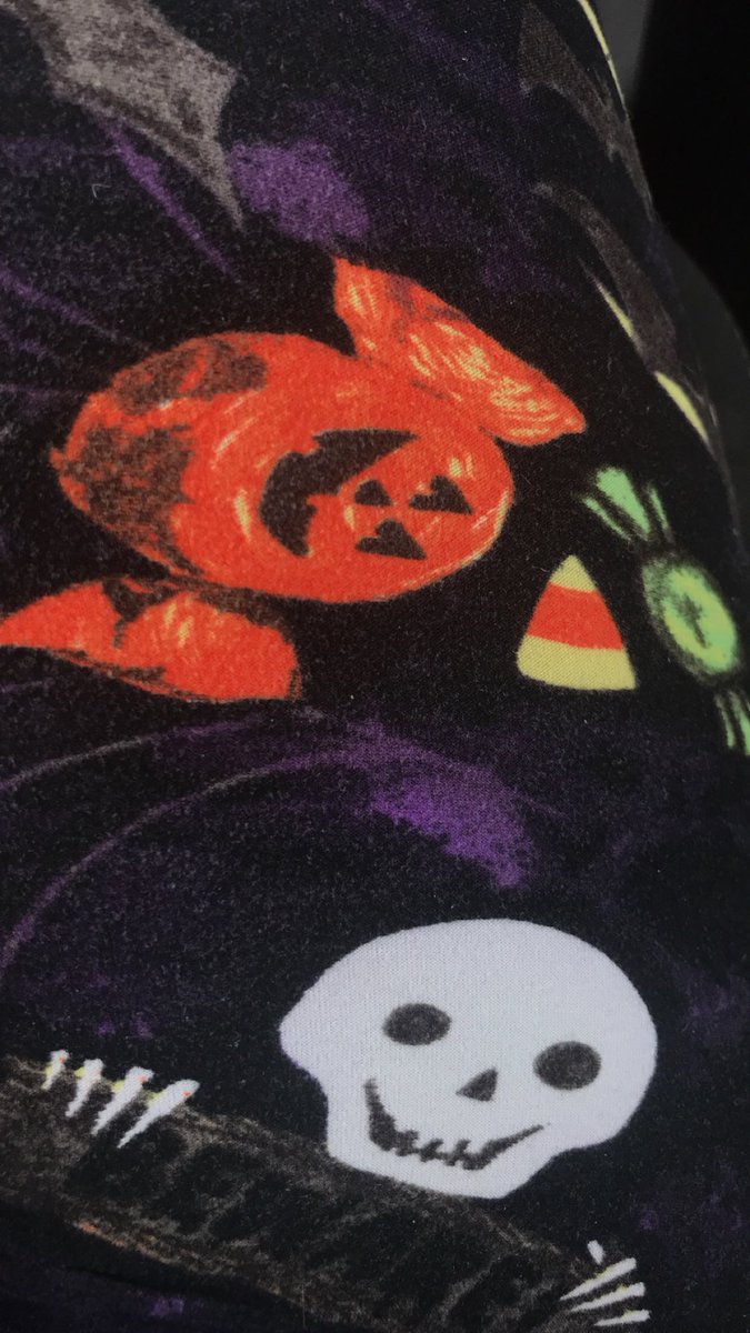 steffiblack1's tweet photo. Halloween leggings!! #Halloween #leggings #pumpkin #candycorn #followme #f4f #instagrammodel #instamodel #followme steffiblack588 #oninstagram #followforfollow #l4l #likeforlike https://t.co/GnMoPWSIXA