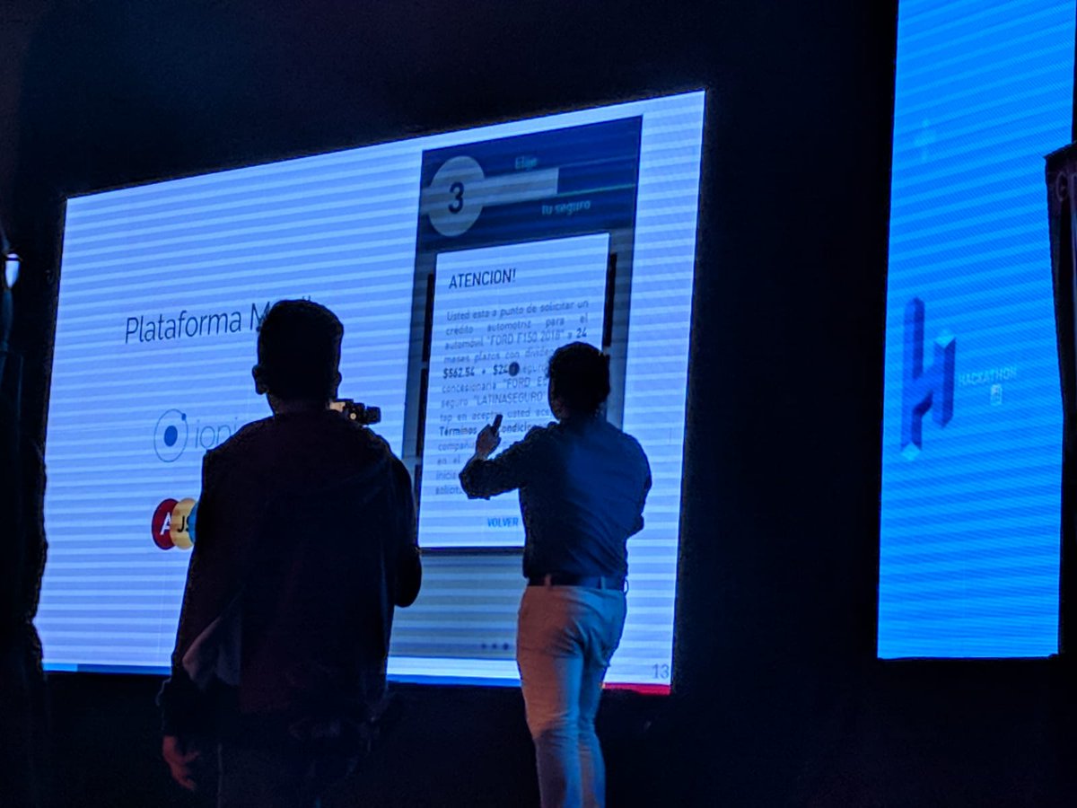 i3labespol's tweet photo. ¡Felicitaciones a los estudiantes de @ESPOL miembros del Club Estudiantil @TawsEspol, por ganar el primer lugar del #HackathonBdP, gracias a @BancoPacificoEC junto a @GirlsinTech_Ec!! https://t.co/ajSz8PjxBd