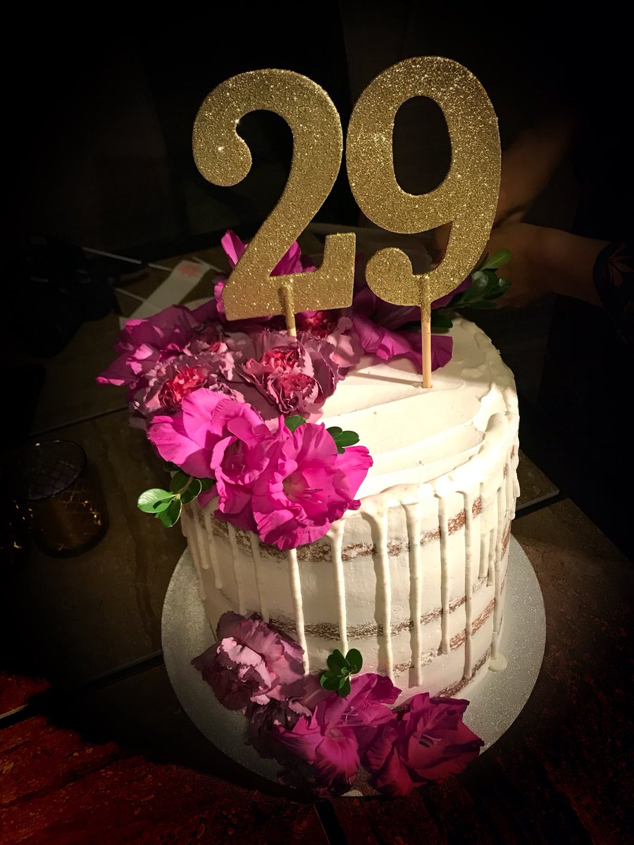ShyimaHallNews's tweet photo. I turned 29 years old , and sometimes I think to my self how blessed I am with how far I am in the life, with my kids and my amazing man and friends ❤️ I guess no matter how bad things can get in life you can still have hope and make the impossible possible❤️ https://t.co/Y01nEdiNRp