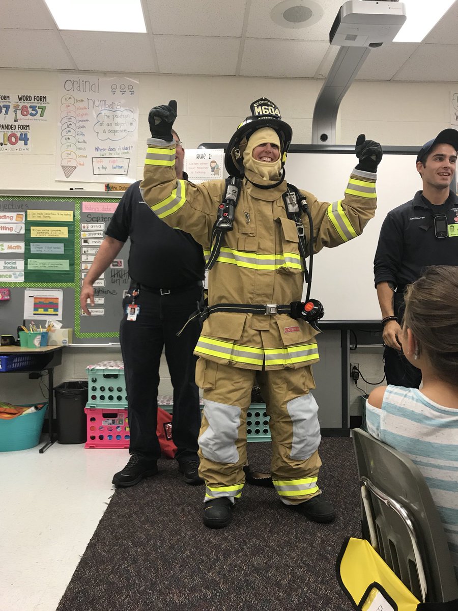 martin2learn's tweet photo. Mrs. Doherty dressed as a firefighter to demonstrate what firefighters look like. https://t.co/L8v0OL6Ixx