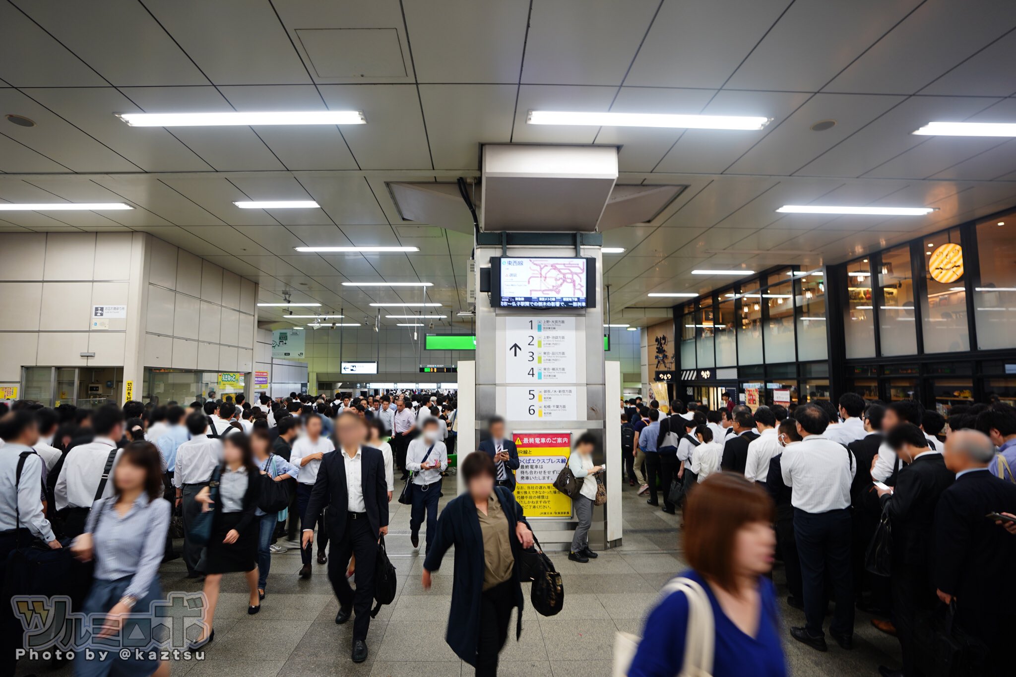 画像 台風一過も 通勤時間帯のjr秋葉原駅構内のようす ただでさえ憂うつな週明け 月曜日なのに 地獄すぎてみんな死んでる T Co 6owwksq9a まとめダネ