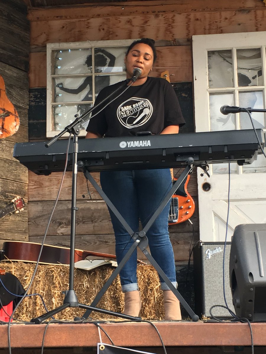 Just a couple of up and coming local acts making their debut at @RootsNBluesNBBQ!!! #cpsbest #violenceoftheviolets #piperpage #busk4blues