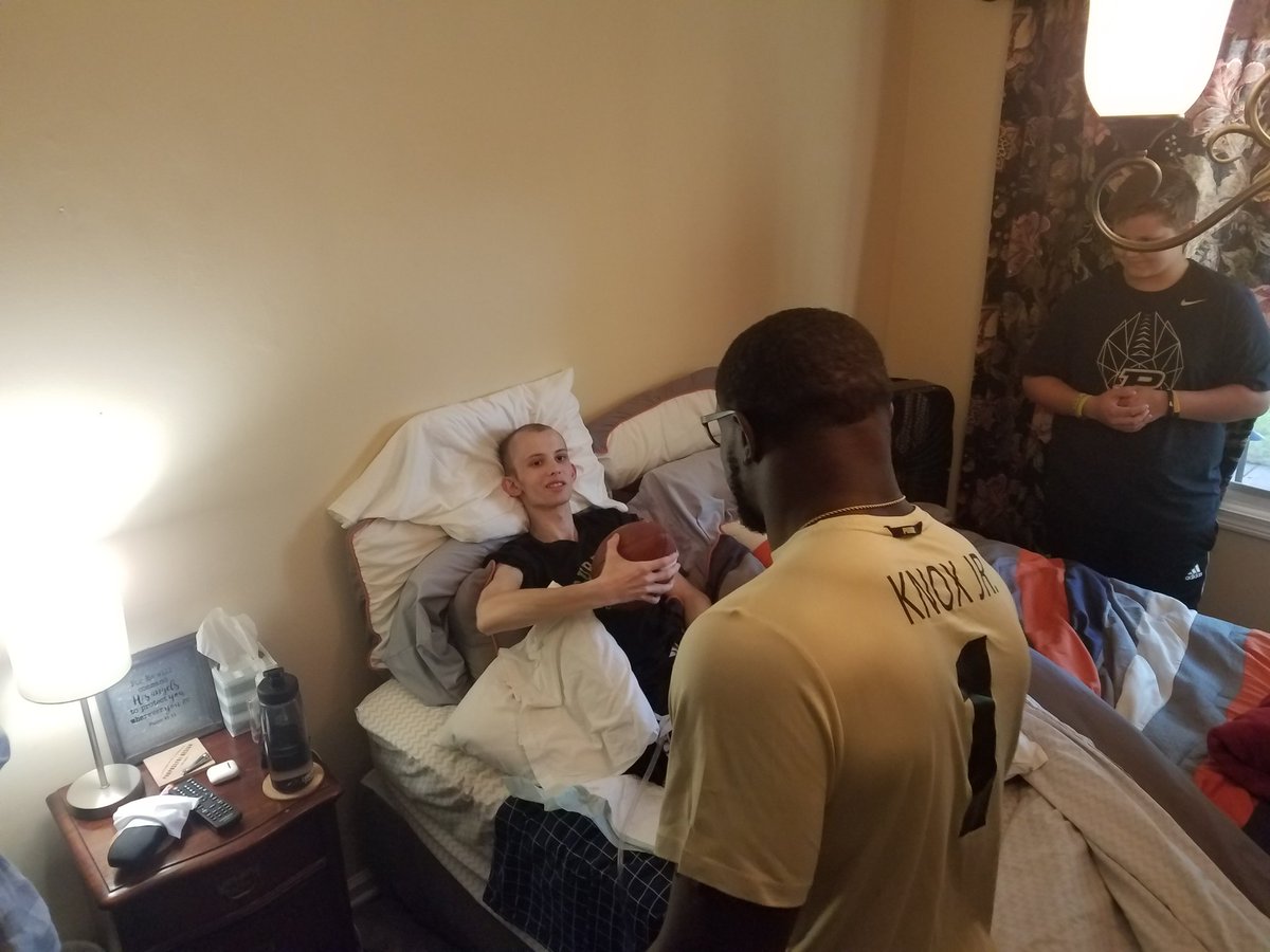 MarkAWalpole's tweet photo. How do @BoilerFootball team captains spend their Sunday evening?  They deliver the game ball, pray with and hang out with @theTylerTrent and his family!  #OnlyTheStrong #BoilerUp #Tylerstrong https://t.co/zCDXuwXoJx