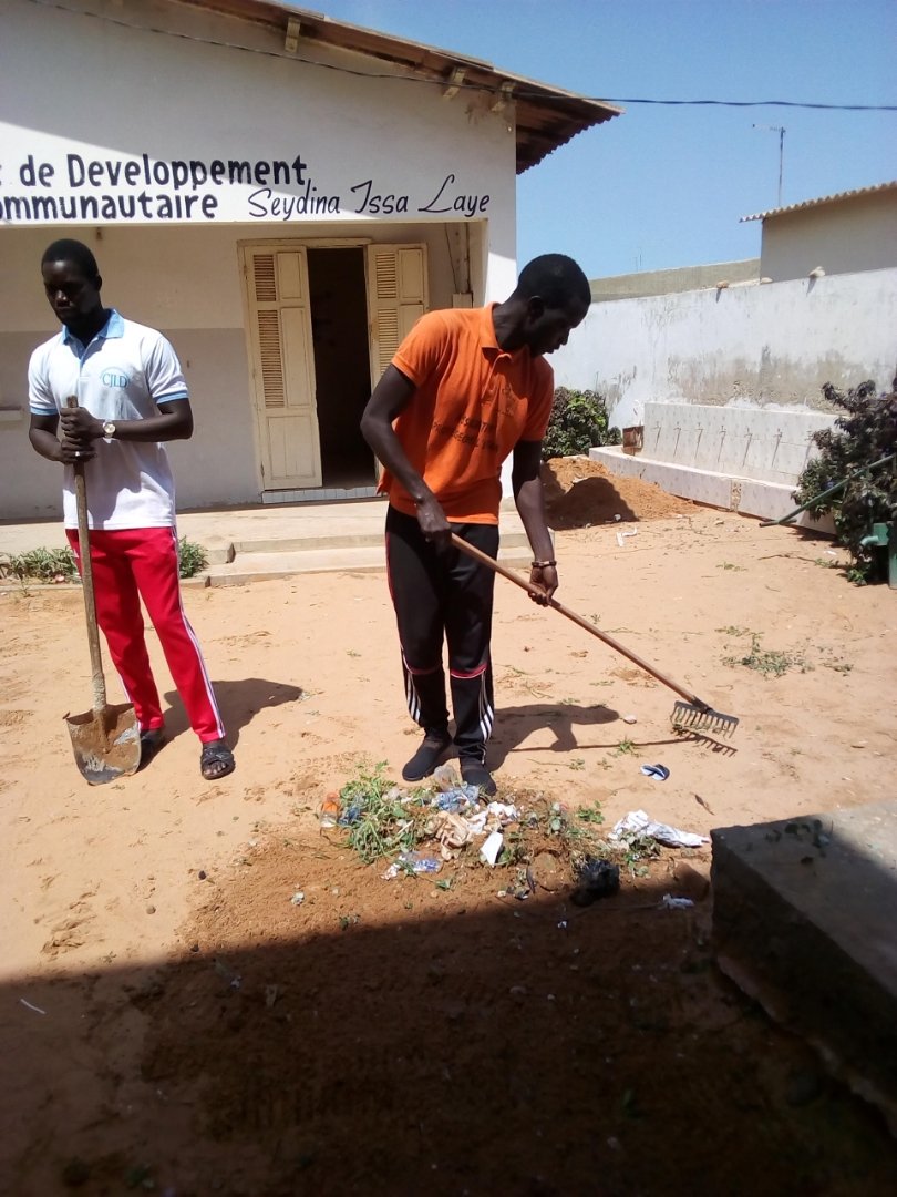 ziza_manager's tweet photo. Reste toujours naturel mon frère #AbdouAzizFall
Rien que pour le développement
#APEsenegal #kebetu #senegal #protection #afrique #children #formations #education #UNI_PRO @apesenegal @apeafrique https://t.co/Jz5jFFEhdy