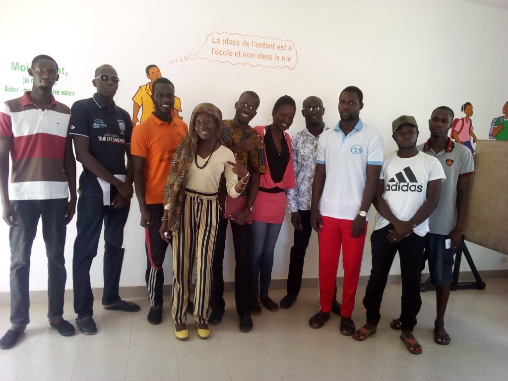 ziza_manager's tweet photo. Reste toujours naturel mon frère #AbdouAzizFall
Rien que pour le développement
#APEsenegal #kebetu #senegal #protection #afrique #children #formations #education #UNI_PRO @apesenegal @apeafrique https://t.co/Jz5jFFEhdy