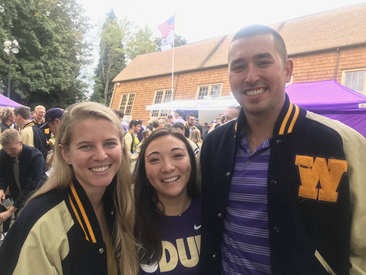 UW_Rowing's tweet photo. Great Alumni Tailgate yesterday at the #ASUWshellhouse! Thank you to everyone that showed up and especially to our Rowing Stewards and alumni who help create this amazing community. #RowingU #RowTownUSA https://t.co/rVPHfEB1Mz