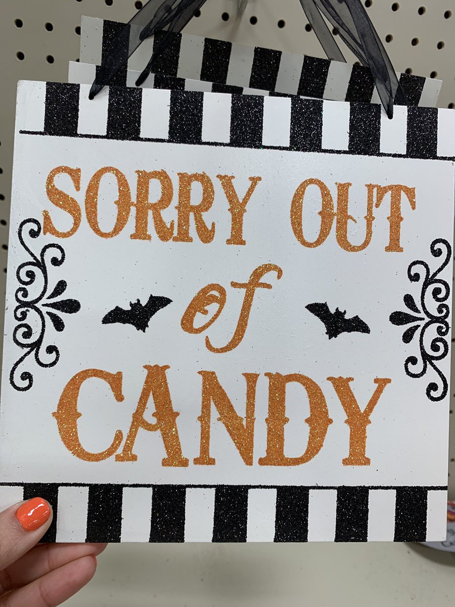 SumthinPlaya's tweet image. Halloween ready! #nocandy #nothome