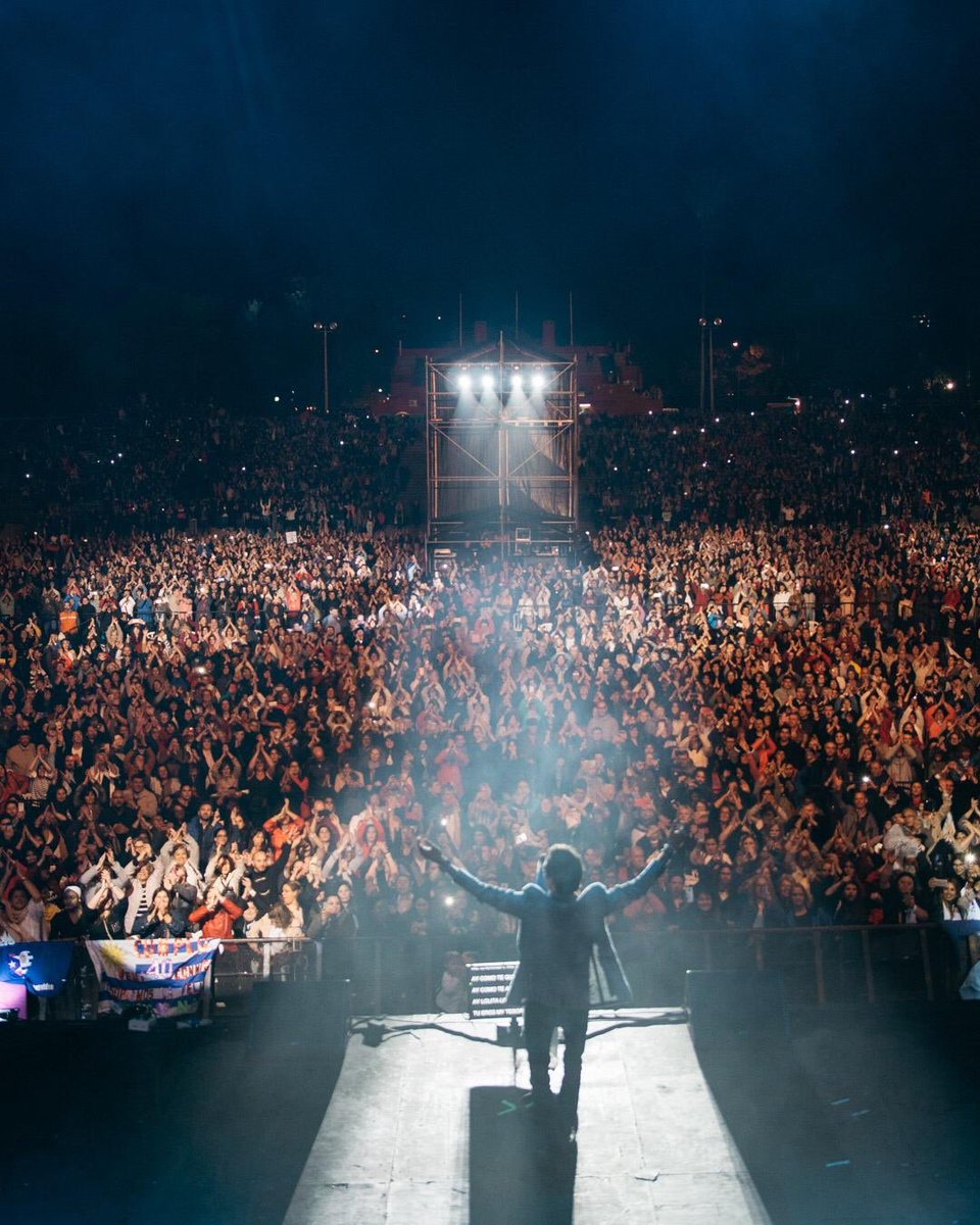 Marc Anthony tweet media