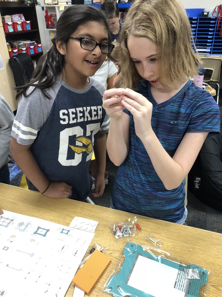Wells5thgrade's tweet photo. Building curiosity in the classroom. We built a moving robot, kinegram machine, and an automaton. #HesKindMinds thank you #Tinkercrates https://t.co/Z3btEinf0N