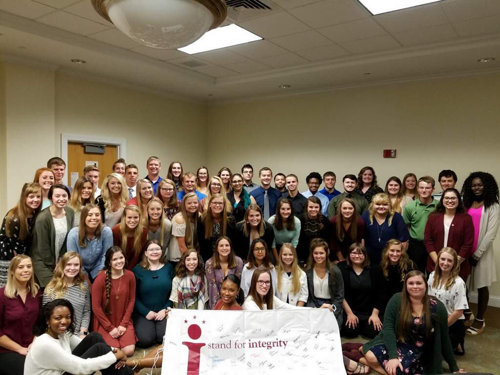 NorthwestNSCS's tweet photo. What a good lookin' bunch of scholars! Thanks again for coming to the induction ceremony, we are so excited for all of our new members :) #NSCSInduction https://t.co/js8l810lVk