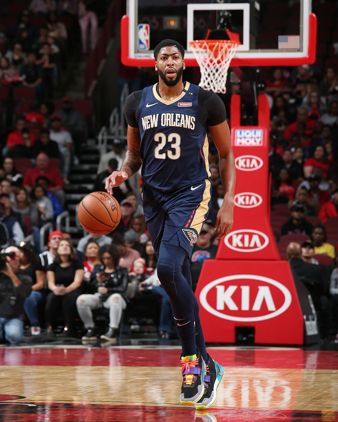 Anthony davis nike air force max orders