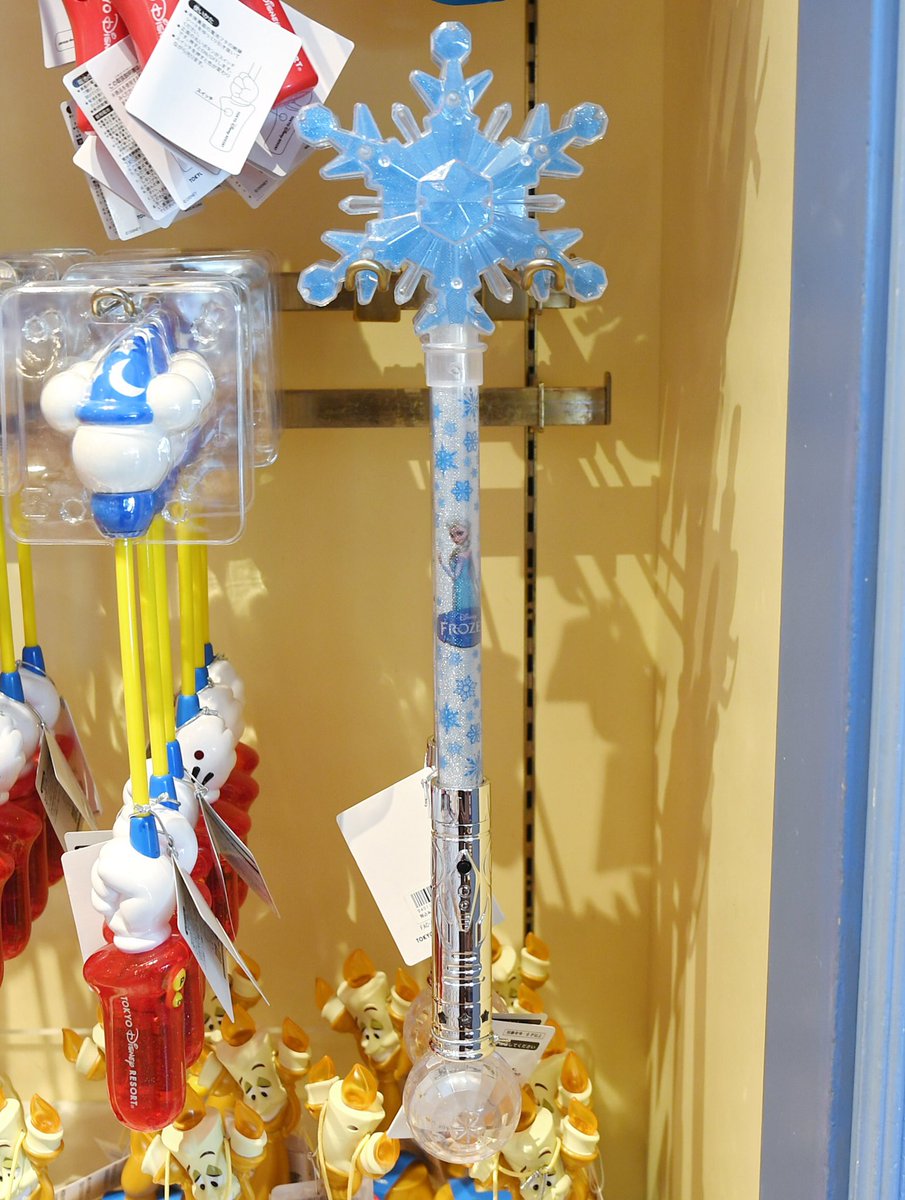 Mezzomikiのディズニーブログ En Twitter エルサのライティングスティック 本日発売 価格1900円です T Co 1lqlaw5uvh