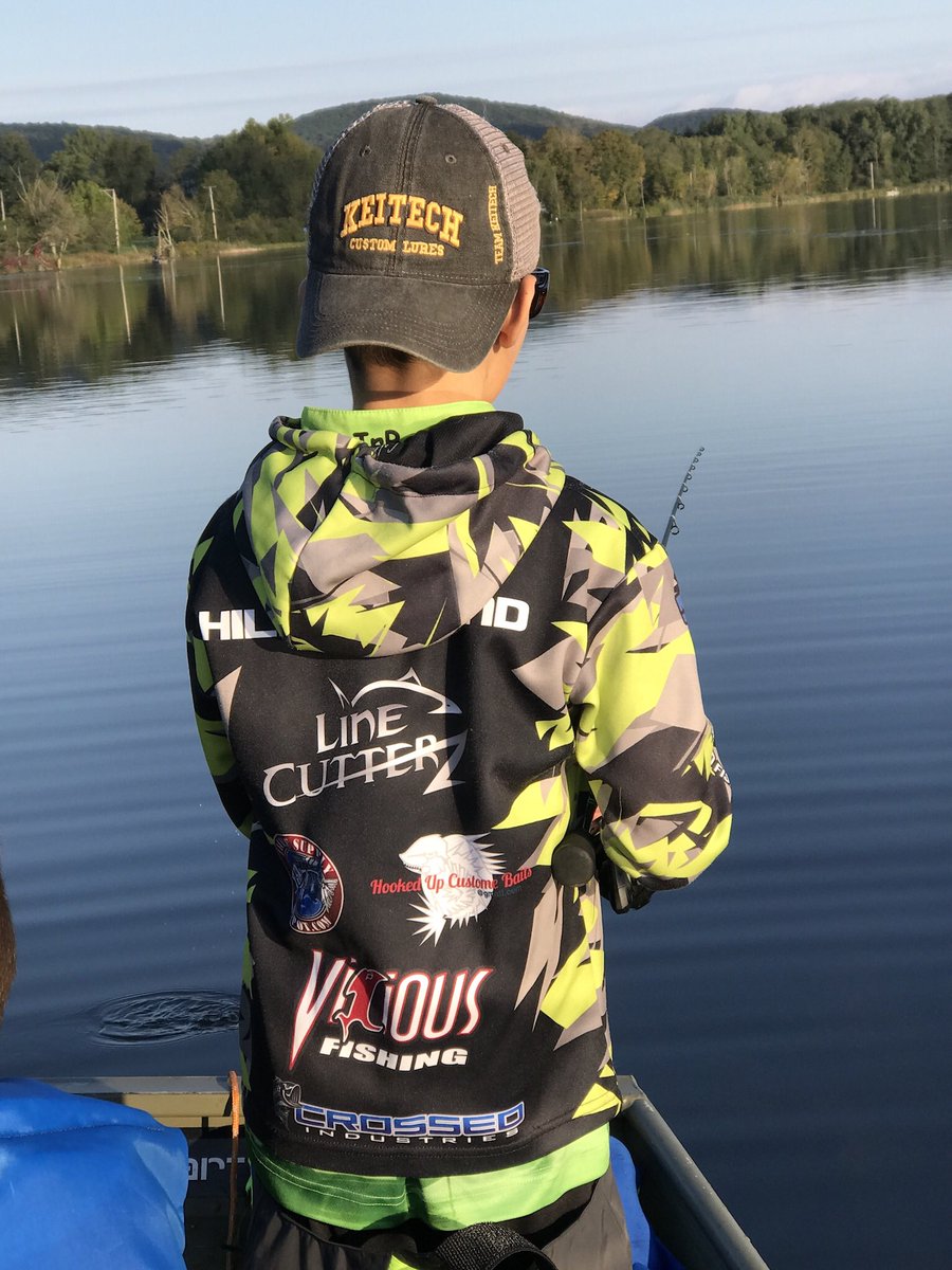 CalebHFishing's tweet photo. My tournament on Rudd Pond this weekend started off really well then he bite just stopped!!!  Thankfully I was to catch 4 largemouth first thing, but was unable to catch a 5th fish which cost me the win.  I was still able to get 3rd place and gain some angler of AOF points https://t.co/1j5gtfyhqF