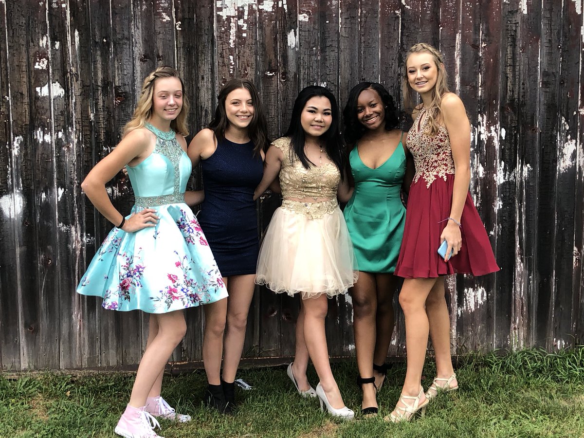 h_taylor__'s tweet photo. 9/29/18..... well hoco 2018 was interesting to say the least https://t.co/U1jB70gtYo