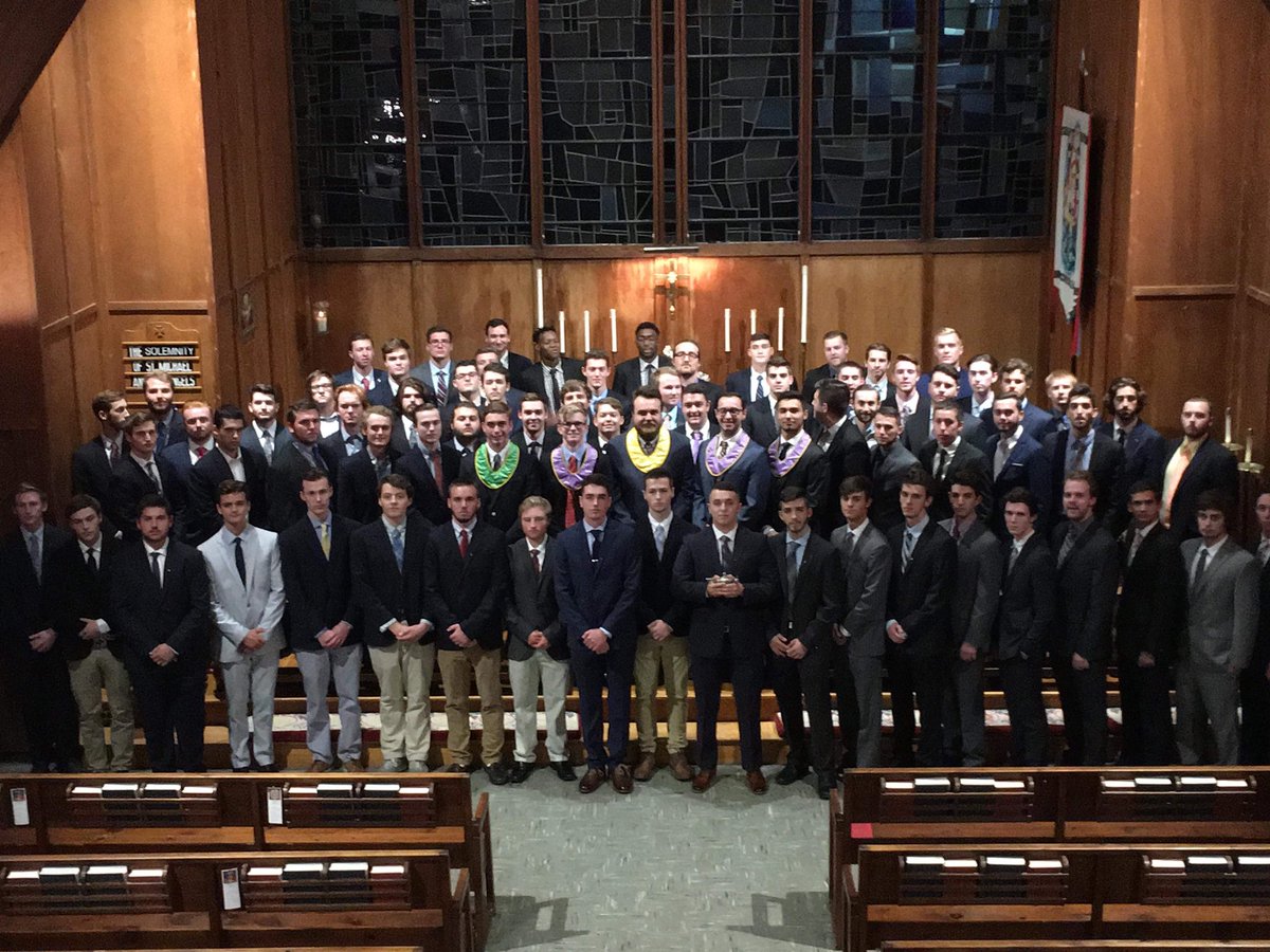 chi_unh's tweet photo. Congratulations to our new AM class! #Represent Lambda Chi Alpha is proud to have you. https://t.co/Nkj0V8HetH