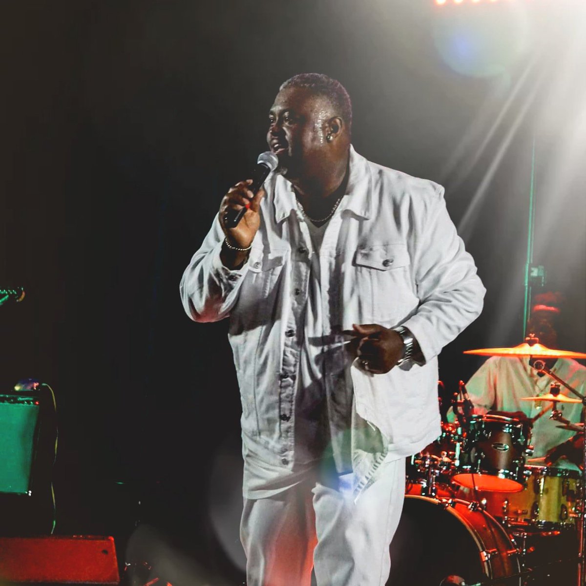 LeroyWaters's tweet photo. The place I'm most comfortable (on stage) I may never make it to the top but it wont be because I didnt try. https://t.co/ecDSRFoZ2F
