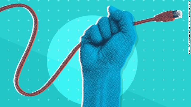 California passes the nation's strictest net neutrality law, which prevents internet providers from blocking or slowing some content cnnmon.ie/2OYWGU1