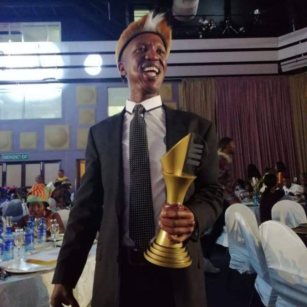 SowetoTVchannel's tweet photo. We would like to congratulate Sakhile Sithole who won the 'Best Cultural Electronic Media Journalist' award at the #SATMA13 and the According To The Bible team who won the 'Best Gospel Television Show' at the 5th #INGOMAs
Thank you to all of you who voted. https://t.co/bRXZFcF1bY
