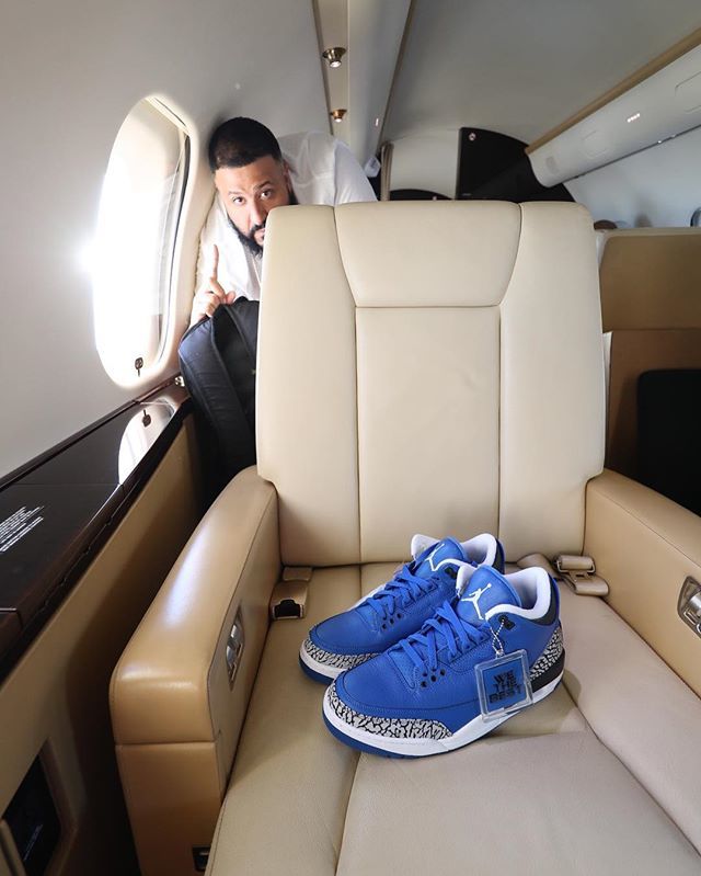 djkhaled's tweet photo. Fly wit me ! TAKE FLIGHT !! @jumpman23 @wethebestmusic ! https://t.co/2COg5EJnKF
