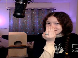 TeamTaeBrooks's tweet photo. 🔴 LIVE @TileeSeoan on @YouNow - Yo Tilee's live singing bring your song requests! https://t.co/ekPiX7q3cb https://t.co/QwLgD6aOQD