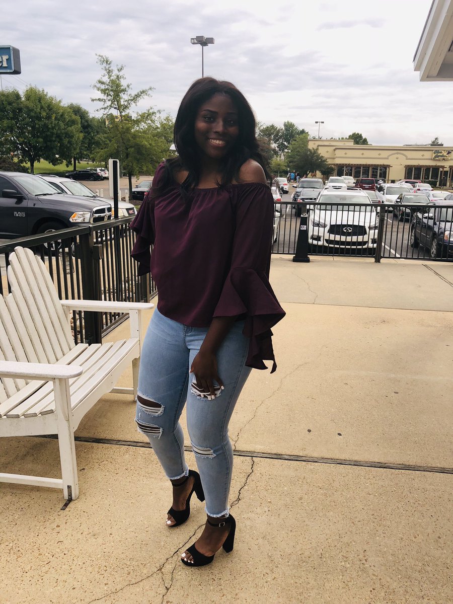 __Larrishun tweet media