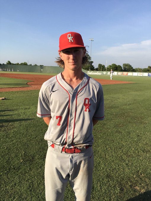 OK_Instructs's tweet photo. Congratulations to OK Instructs Hollis Huff for signing with @GoShockersBSB We are so proud! #OKinstructs @hollihuff7 https://t.co/GGy5gHCdDD