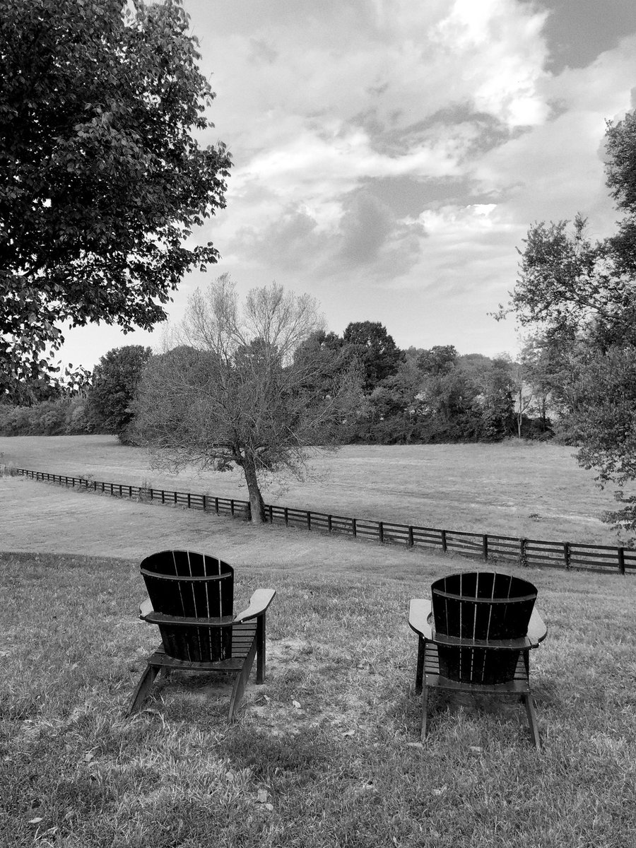 EmulsifyCamera's tweet image. Looks like a nice place to spend and afternoon.