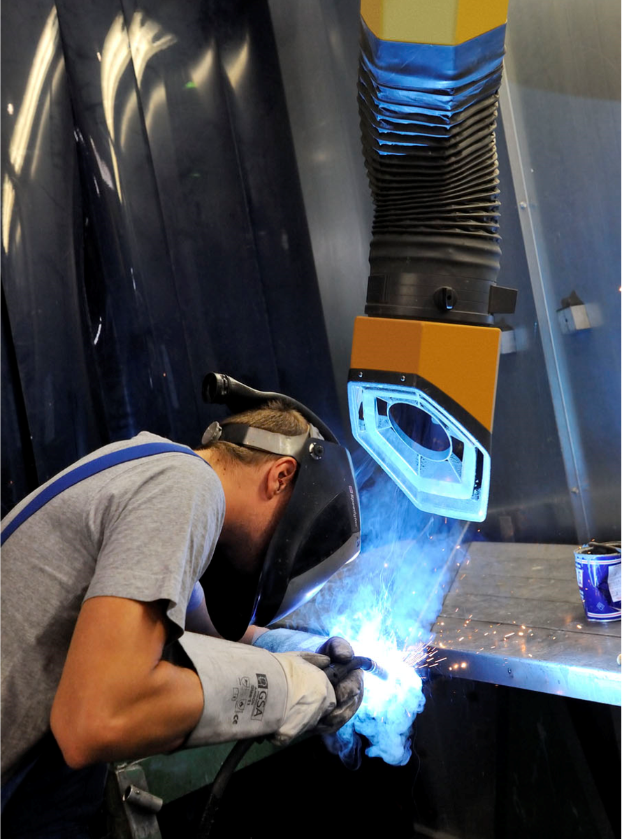 amac_EnviroLtd's tweet photo. Protective equipment doesn't just mean what you wear, it also means cleaning the air for you to breath.  Make sure your system is working correctly, gte #COSHH tested. https://t.co/Q8PlVZITkv