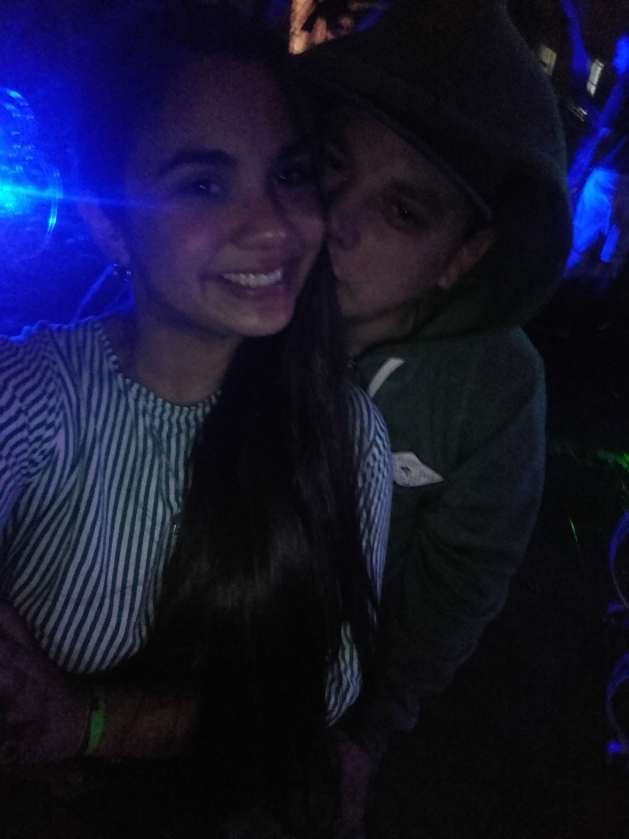 Julisosa38's tweet photo. Te quiero anormal😍😊💚 https://t.co/da5rlVm66r