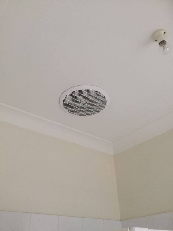 MrElectricMelb's tweet photo. Nothing seems to be okay when your home's lights are not working. We did this job for our customer Angela by installing Dimmable LED down lights, checking the front porch's #SensorLight & an en suite fan that appeared to have dropped via @i4Tradies #Clayton #LightsInstallation https://t.co/g8E8nFADnr