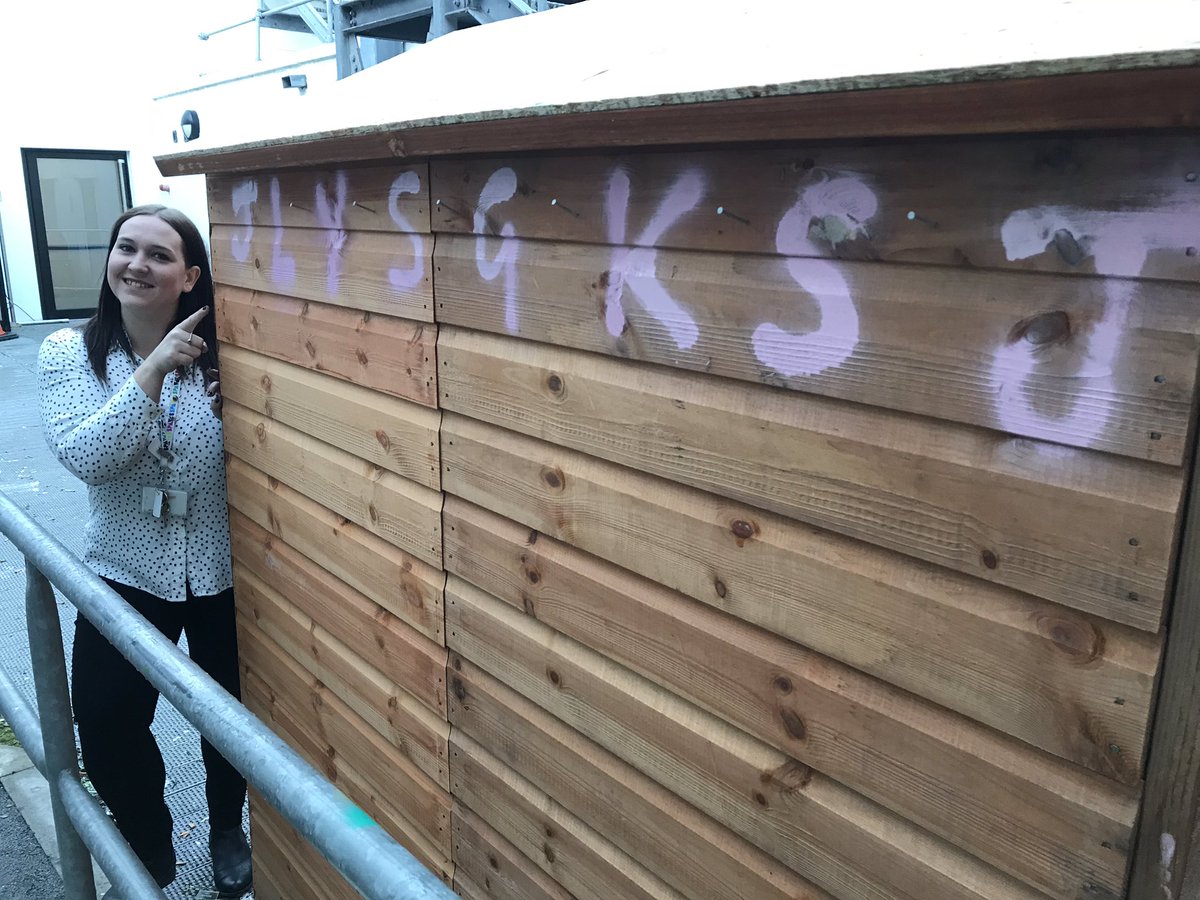 bridspa's tweet photo. Becca from Bridlington Spa just having a chat with @gregjames from @bridspa about the @cleanbandit shed. #normalmonday https://t.co/lqswfmPg9s
